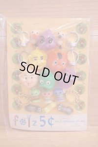 プラ チャーム ガチャ台紙