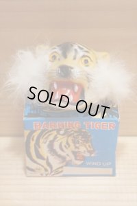 BARKING TIGER 