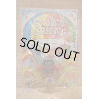 CLOWN AROUND