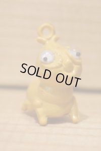 ゴム製 バッタ