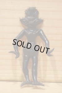 RUBBER CREATURE 【9】