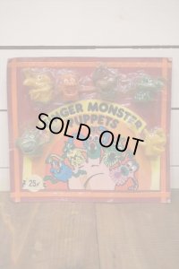 FINGER MONSTER PUPPETS 台紙