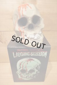 LAUGHING SKELETON