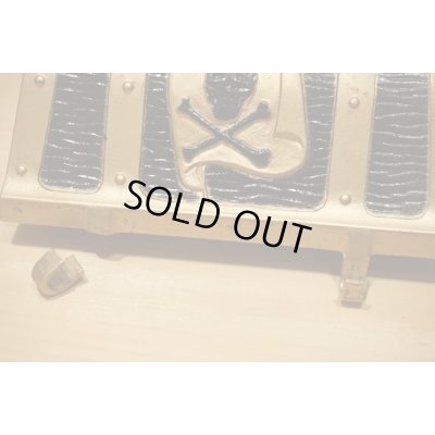 画像12: PIRATES CHEST BANK