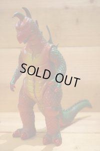 ガイガン風 怪獣人形