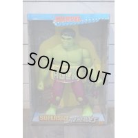 SUPERSIZE SUPER HEROES