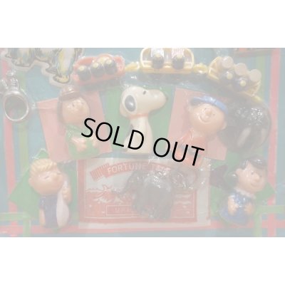 画像3: SNOOPY AND HIS FRIENDS ガチャ台紙 