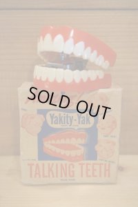 TALKING TEETH Wind-Up