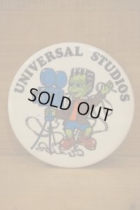 70s UNIVERSAL STUDIOS バッジ【A】