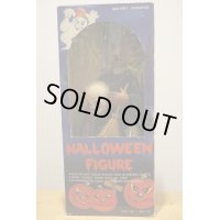 HALLOWEEN FIGURE