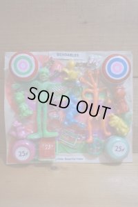 BENDABLES ガチャ台紙