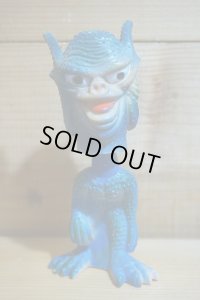 CREATURE 首振り 人形