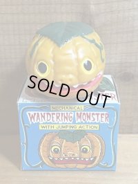 WANDERING MONSTER【B4】