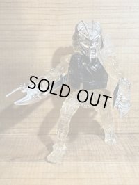 INVISIBLE PREDATOR ※mail offer ltd