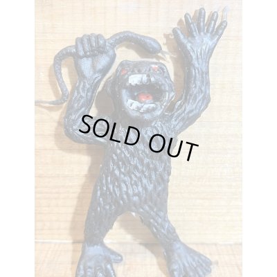 画像2: ゴム製 ヘビを掴むキングコング【C】