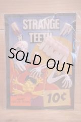 画像: STRANGE TEETH ガチャ台紙