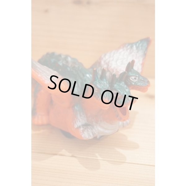 画像3: 三つ首竜？ソフビ 発火フリクション (3)