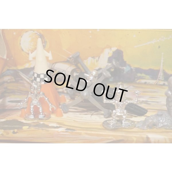 画像8: EXPLORING ON THE MOON 【A】 (8)