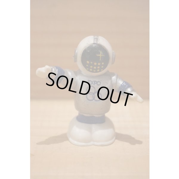 画像1: 86 CANADA EXPO ERNIE PVC 【A】 (1)