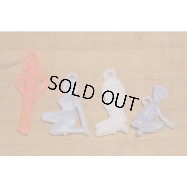 画像5: ガチャガチャ ヌード ミニチャーム セット 【B】 (5)