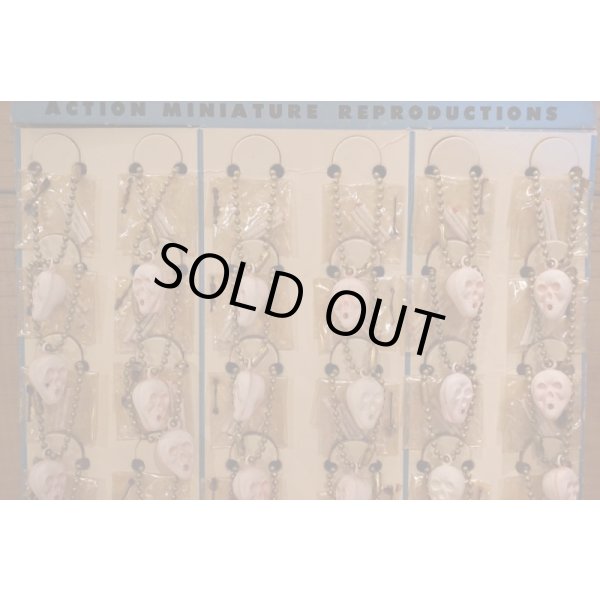 画像3: Smoking Skull Charm 24 With Display (3)