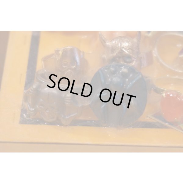 画像7: CARTOOH TOPPERS ガチャ台紙  (7)