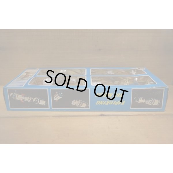 画像3: EXPLORING ON THE MOON 【B】 (3)