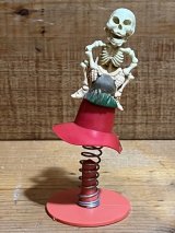 画像: SKULL JUMPING TOY【A】