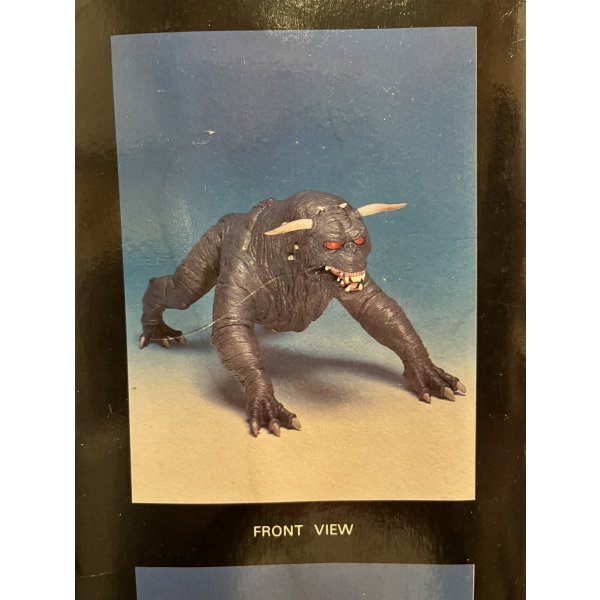 画像4: 1/6 SCALE TERROR DOG (4)