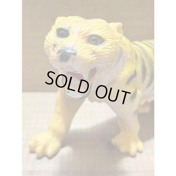 画像2: ラバー製 トラ人形【C】 (2)