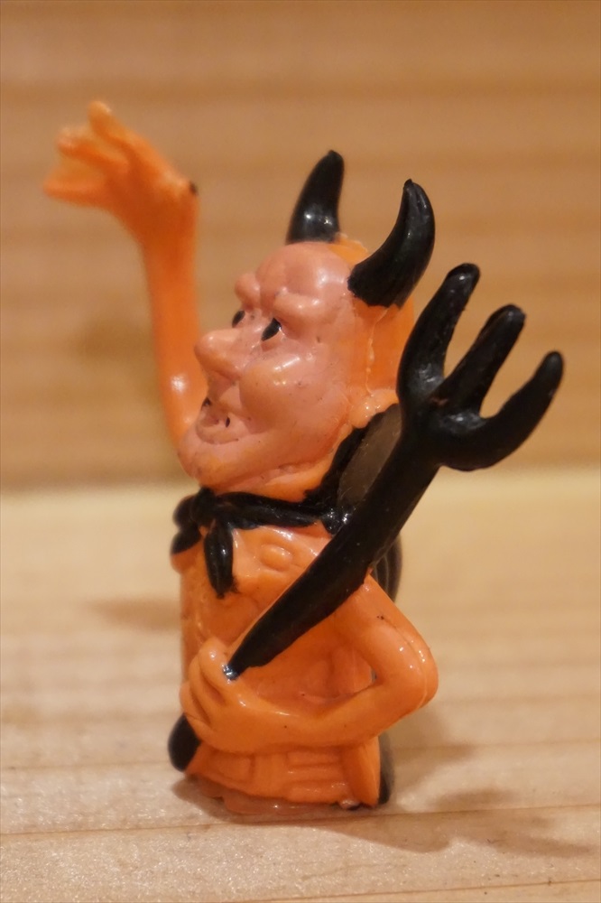 画像: Red Devil Finger Puppet 