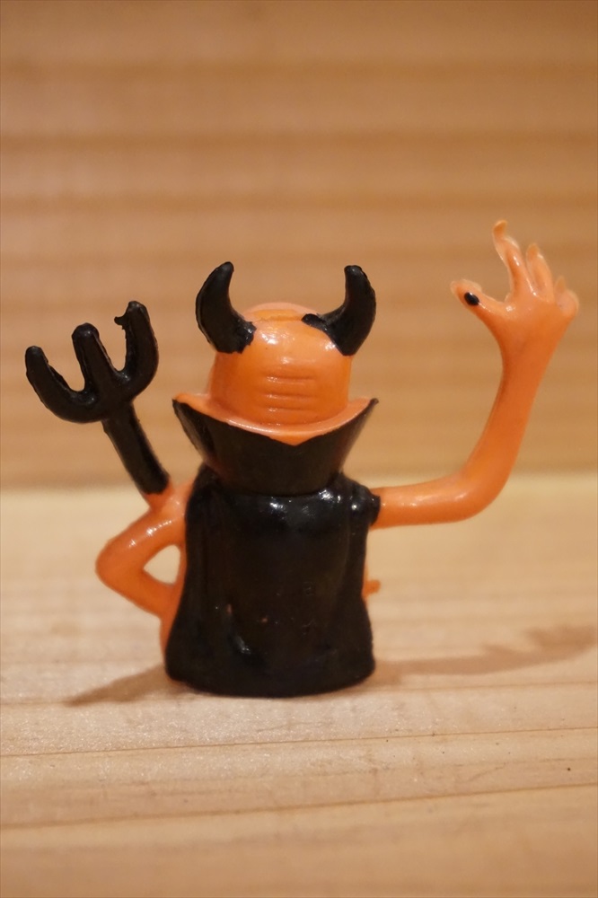 画像: Red Devil Finger Puppet 