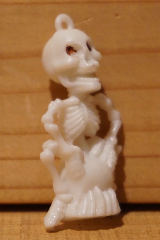 画像: プラ製 SKULL チャーム 【E】 