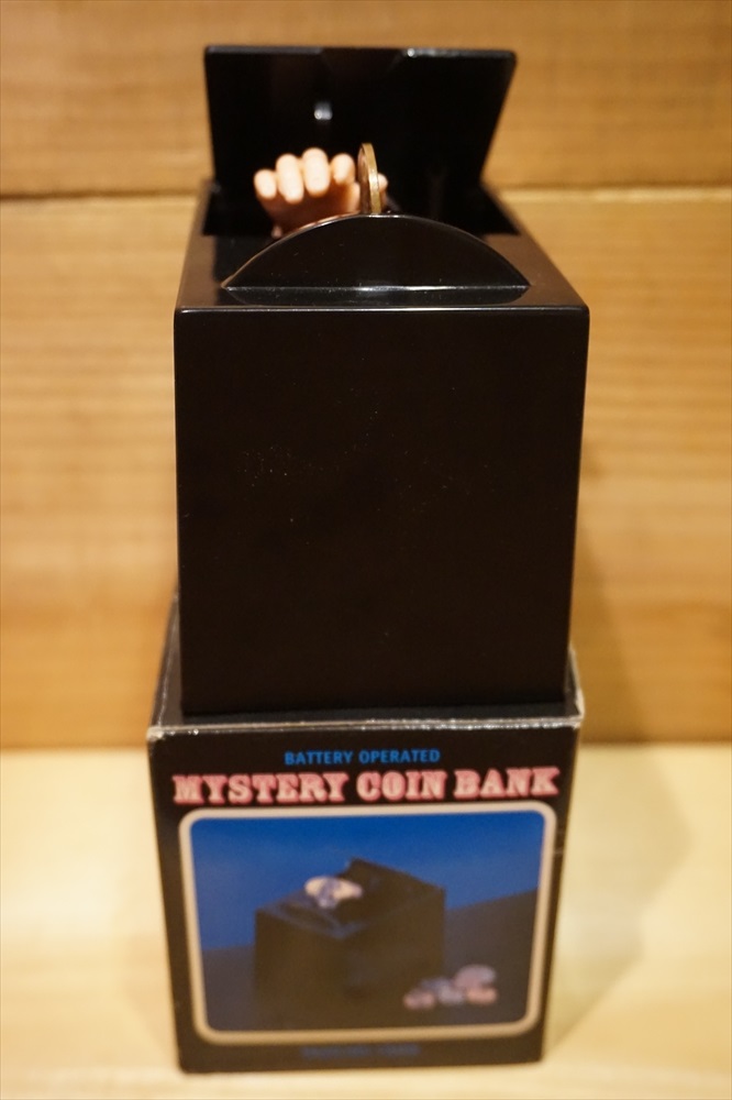 画像: MYSTERY COIN BANK