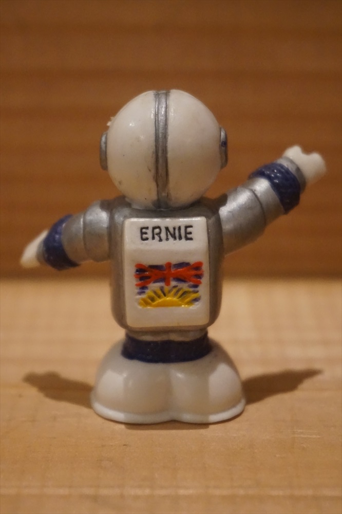 画像: 86 CANADA EXPO ERNIE PVC 【B】