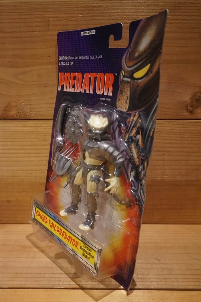 画像: SPIKED TAIL PREDATOR Throws Destruction Disks!