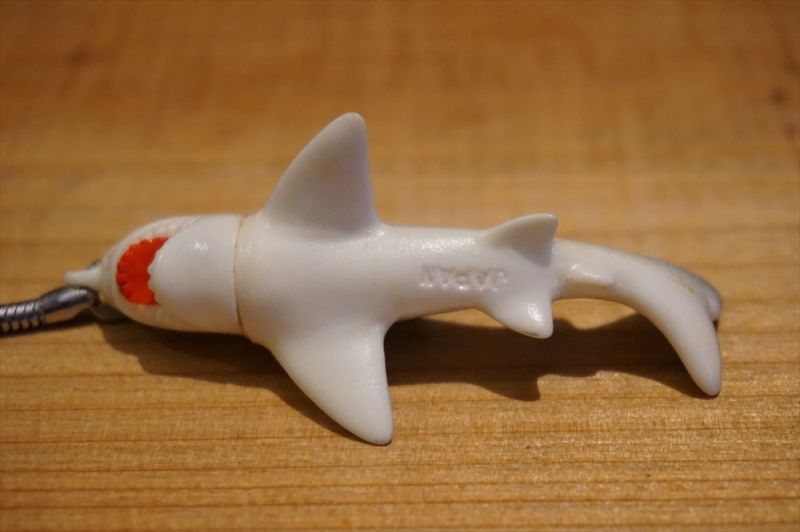 画像: 日本製 サメ ミニソフビ キーホルダー 【D】 