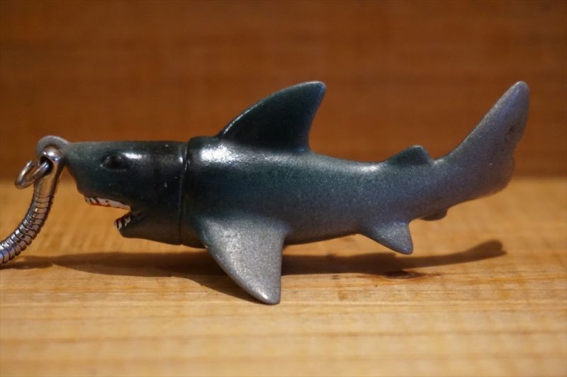 画像: 日本製 サメ ミニソフビ キーホルダー 【A】 