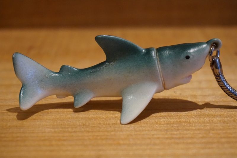 画像: 日本製 サメ ミニソフビ キーホルダー 【D】 