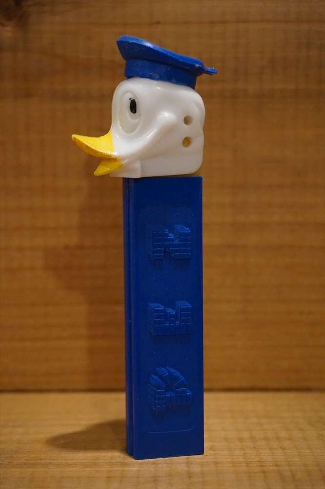 画像: Donald Duck no feet Pez