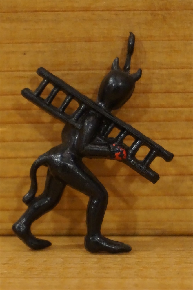 画像: Devil With Ladder チャーム