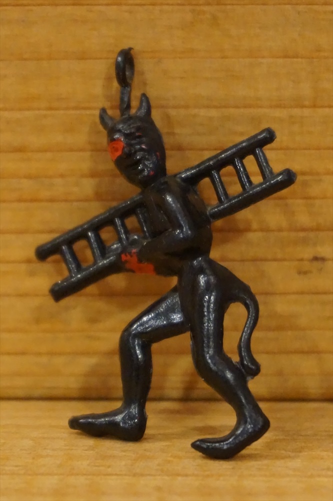 画像: Devil With Ladder チャーム