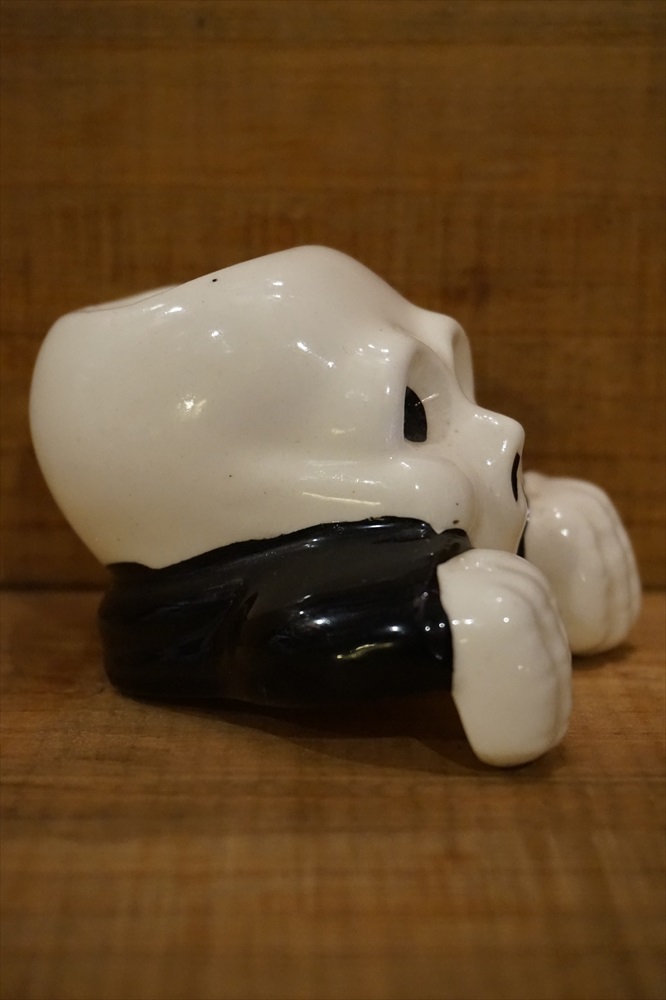 画像: Skull Candle Holder