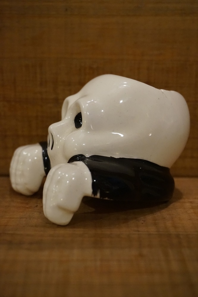 画像: Skull Candle Holder