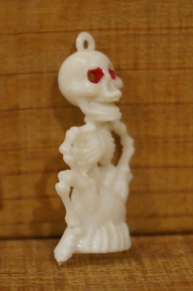 画像: プラ製 SKULL チャーム【赤】 
