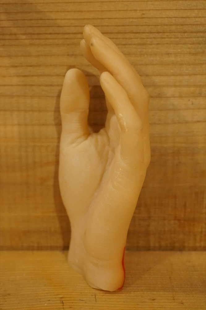 画像: 切れたソフビの手首【B】