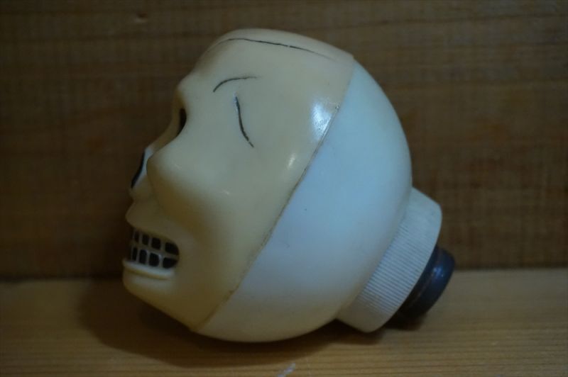 画像: Skull Light Bulb