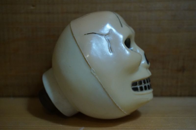 画像: Skull Light Bulb