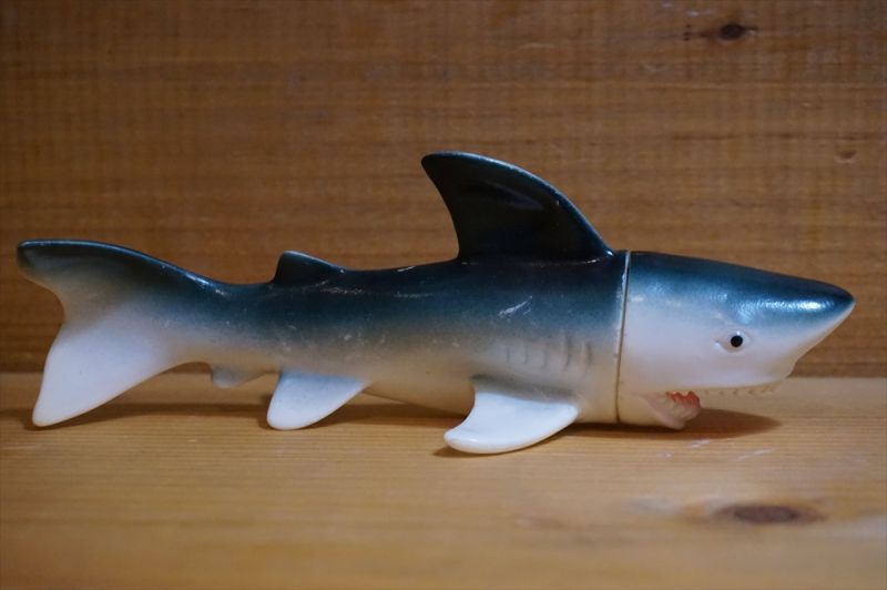 画像: 日本製 サメ ソフビ【D】