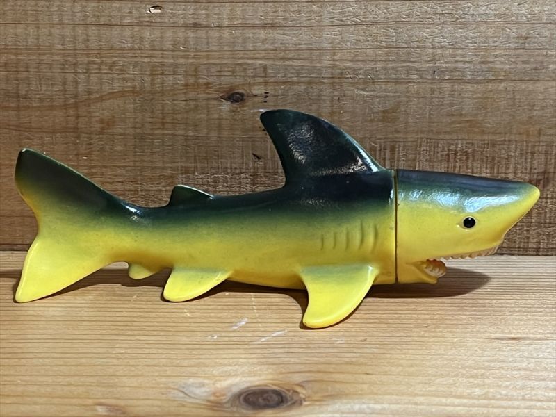 画像: 日本製 サメ ソフビ【B1】